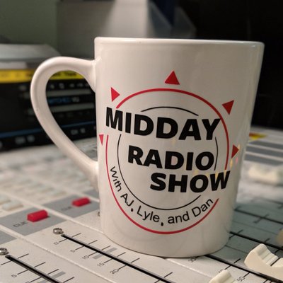 Profile Picture of AJ, Lyle, & Dan (@MiddayRadio) on Twitter