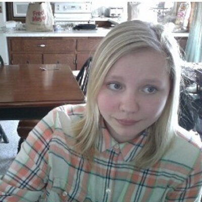 Profile Picture of Laura Carleton (@carleton_laura) on Twitter