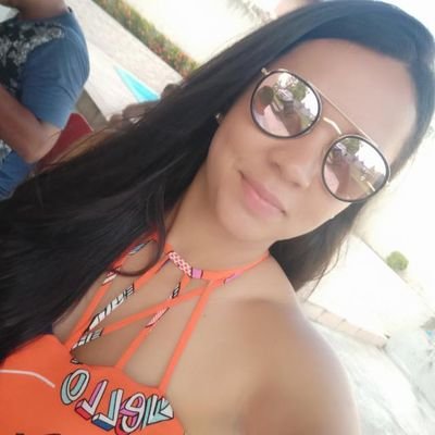 Profile Picture of Amanda Vasconcelos (@AmandaV88461350) on Twitter