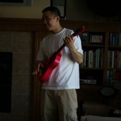 Profile Picture of Simon Yoo (@SimonDontSay) on Twitter