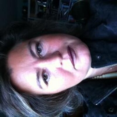 Profile Picture of Isabelle Dumont (@dumont2309) on Twitter