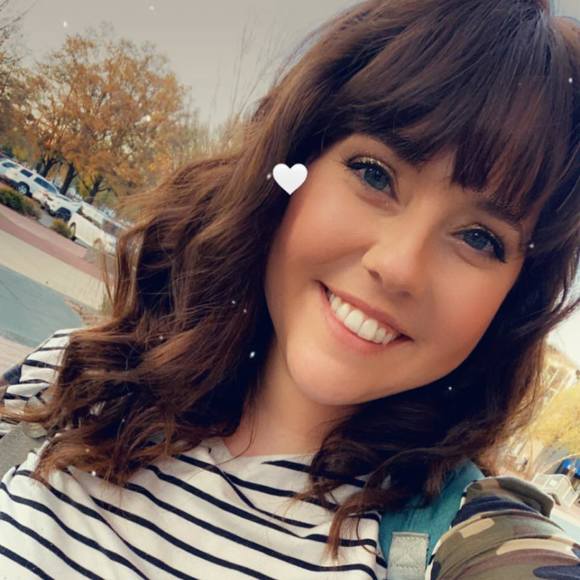 Katelyn Albright - Poshmark Profile Picture of Katelyn Albright (@kbright24) on Poshmark