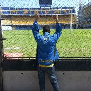 Profile Picture of Miguel Angel Galarza (@Bostero12Miguel) on Twitter