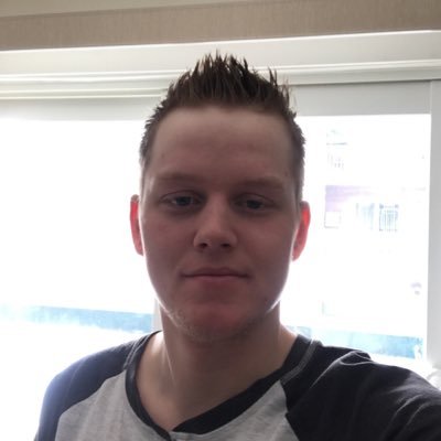Profile Picture of Dustin Muller (@dmuller5290) on Twitter