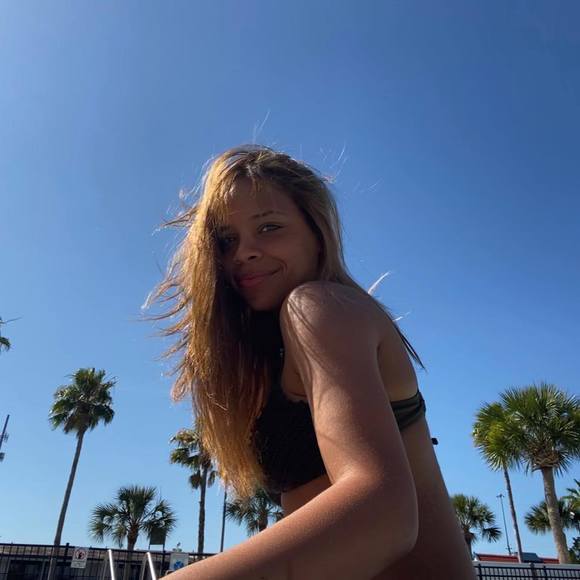 Profile Picture of Jazzy Jones (@jazzy654) on Poshmark