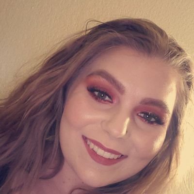 Profile Picture of Jaclyn Wright  ❤ (@cierrawright38) on Twitter