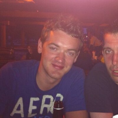 Profile Picture of Peter Hobbs (@vanila_thunder8) on Twitter