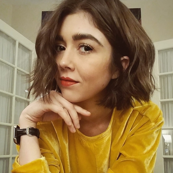 Profile Picture of Olivia Stemler (@livi525) on Poshmark