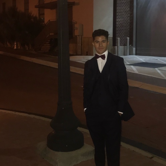 Profile Picture of Brendan Cooper (@brendancooper) on Poshmark