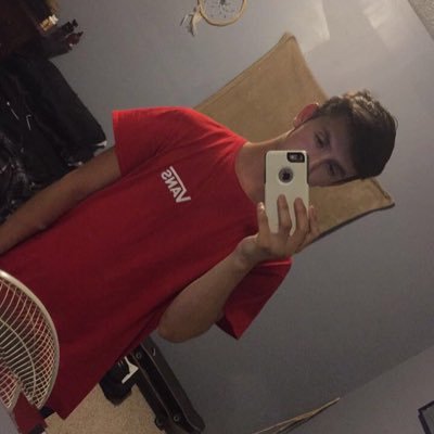Profile Picture of Aaron Savage (@bandfreak234) on Twitter