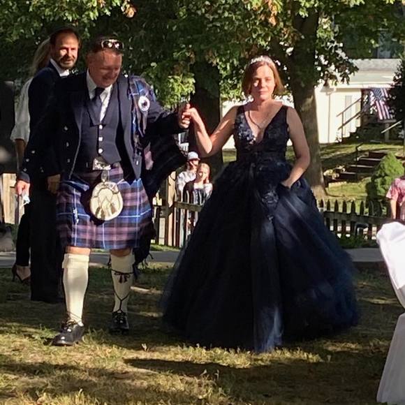 Profile Picture of Travis Grossman (@travisgrossman) on Poshmark