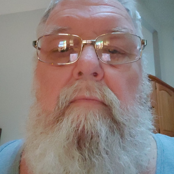 Profile Picture of Roger Lawrence (@rogerlawrenc134) on Poshmark