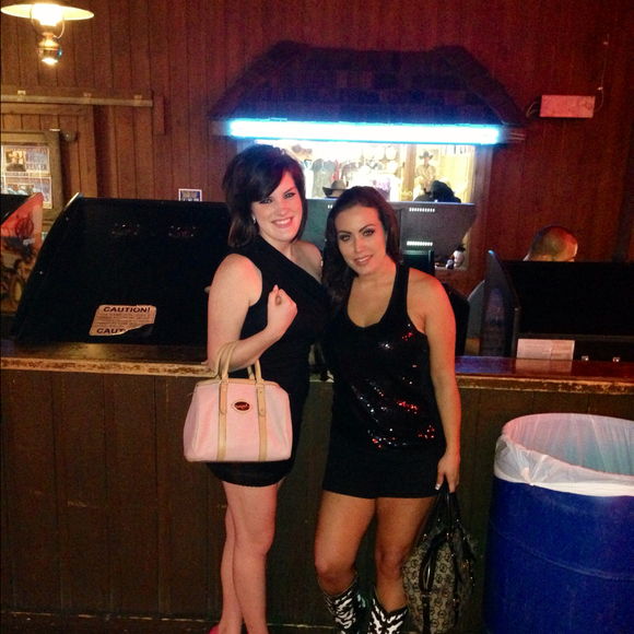 Shea Dersham - Poshmark Profile Picture of Shea Dersham (@scarlett01sd) on Poshmark