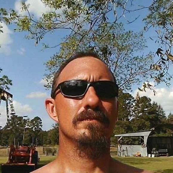 Profile Picture of Damon Fontenot (@dfontenot751) on Poshmark