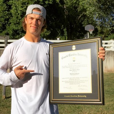 Profile Picture of Tyler Herb (@TylerHerb) on Twitter