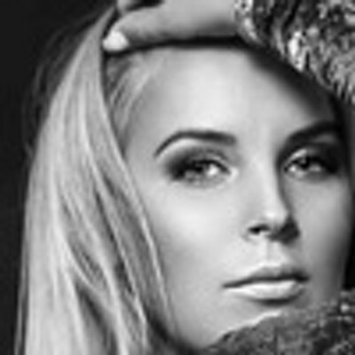 Profile Picture of Rosalyn Armstrong (@VivianRosalyn) on Twitter