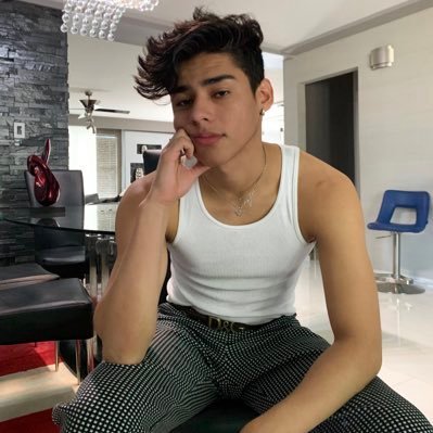 Andrew Davila - Twitter Profile Picture of Andrew Davila (@andrxw20c) on Twitter