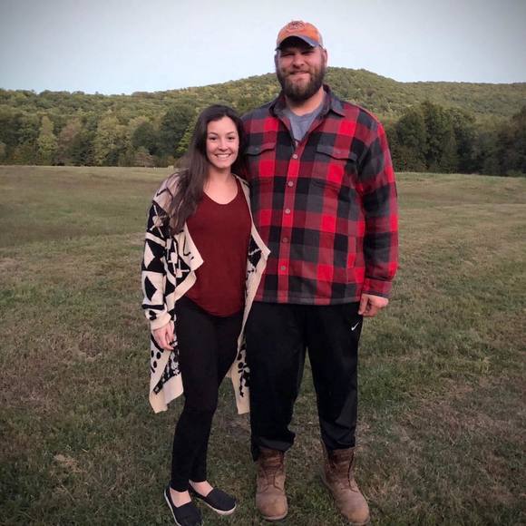 Profile Picture of Justin Holub (@jholub09) on Poshmark