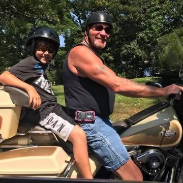 aj - Tiktok Profile Picture of aj (@adamcarine) on Tiktok