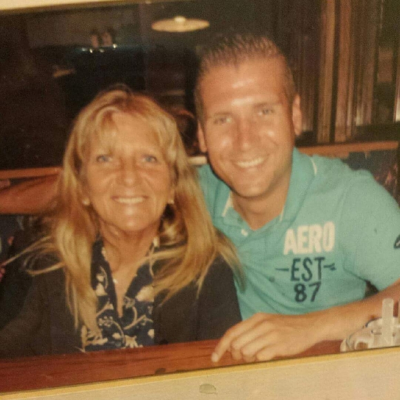 Profile Picture of Drew Kennedy (@drewfie86) on Poshmark