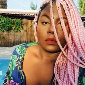 Profile Picture of Carolina Muniz (@kahmuniz) on Pinterest