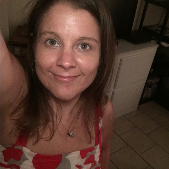 Profile Picture of Brittany Wyatt (@bkristine_86) on Poshmark