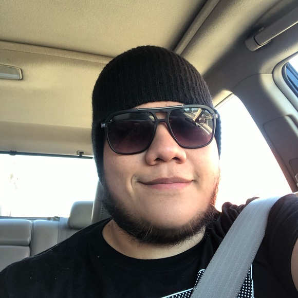 Profile Picture of Fernando Saucedo (@fernandosau) on Poshmark