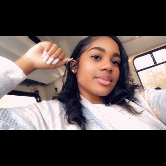 Profile Picture of Jada Erkins (@jadagrace01) on Poshmark