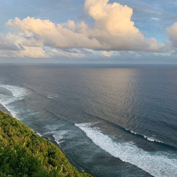 Profile Picture of Ursula Ostrowska (@ursulao8) on Poshmark