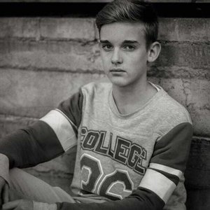 Profile Picture of August Berg Wallin (@aggentaggen) on Myspace