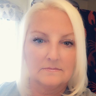 Profile Picture of Debbie Crowley (@DebbieC08427676) on Twitter