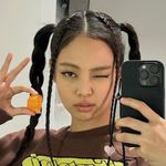 Profile Picture of danrubyjane (@danxxiety) on Instagram