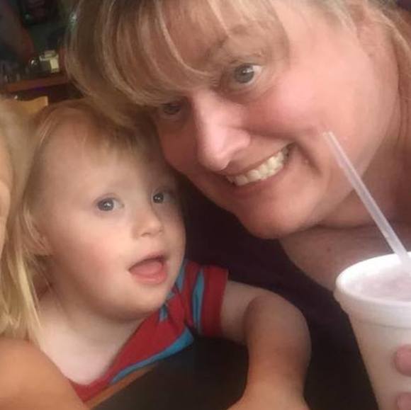 Colleen Hartnett - Poshmark Profile Picture of Colleen Hartnett (@krazybat7) on Poshmark