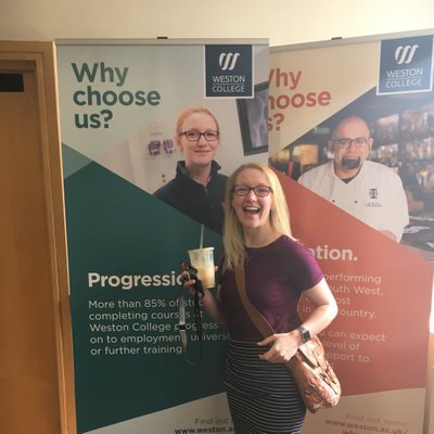 Profile Picture of Kim Deane (@kimdelyse) on Twitter