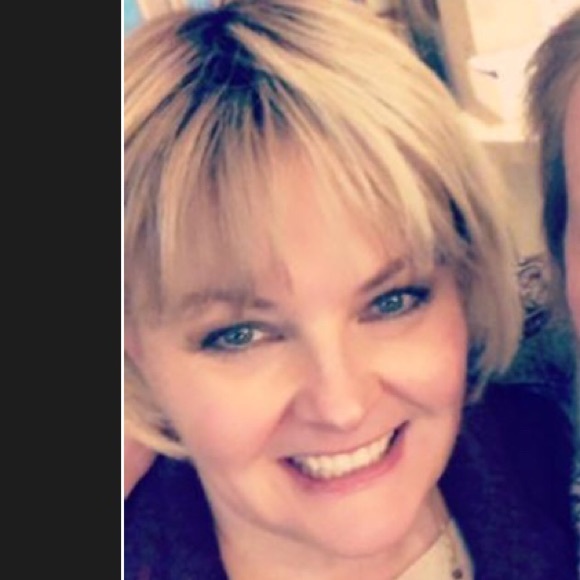 Profile Picture of Sharon Gulyas (@sharongulyas) on Poshmark