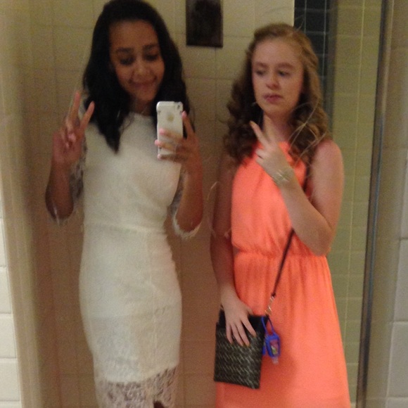 Taylor Moreland - Poshmark Profile Picture of Taylor Moreland (@taylormoreland) on Poshmark