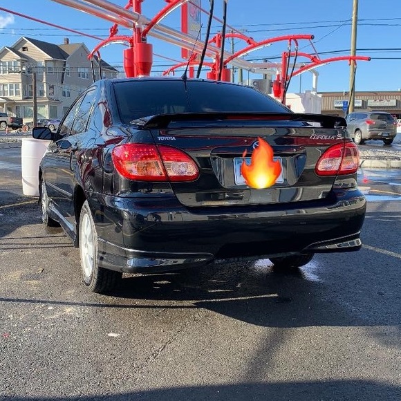 Profile Picture of Marcus Camacho (@marcuslopez1698) on Poshmark