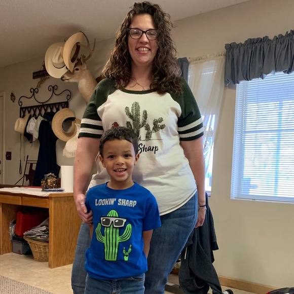 Profile Picture of Dana Roberts (@dana__lynn) on Poshmark