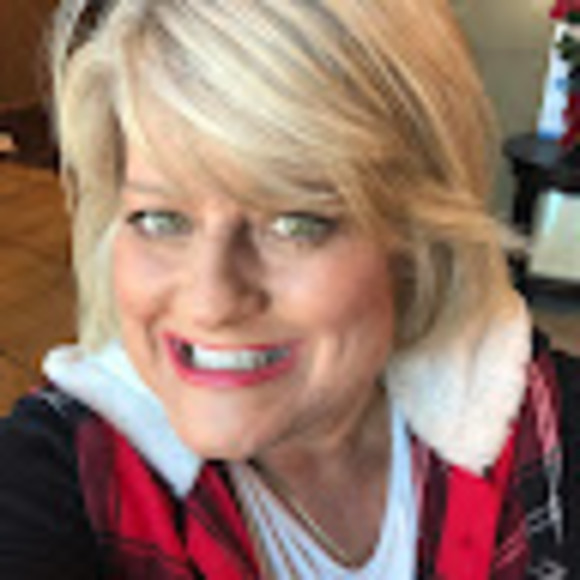 Profile Picture of Candy Schwager (@attycandie) on Poshmark