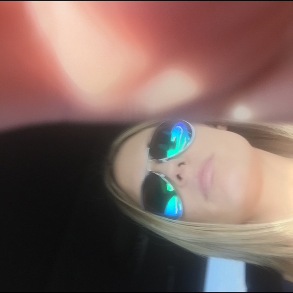 Profile Picture of Jessica Cummins (@jes31c) on Poshmark