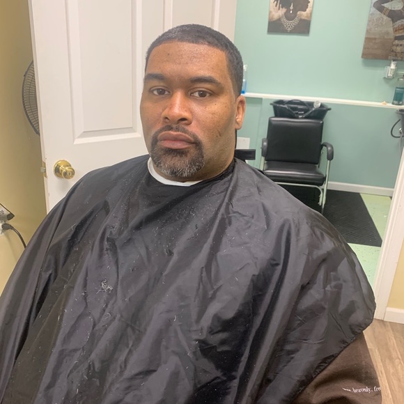 Profile Picture of Ronald Pearson (@rjp905) on Poshmark