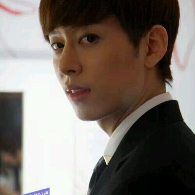 Profile Picture of 김동현 Kim Dong Hyun ♥ (@Its_Donghyun) on Twitter