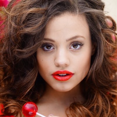 Profile Picture of Sarah Jeffery Spain (@SarahJefferySP) on Twitter