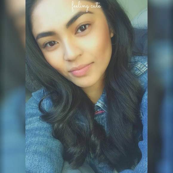 Profile Picture of Eliza Sanchez (@ejimenez2009) on Poshmark