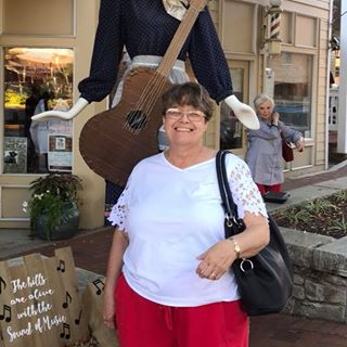 Profile Picture of Vicki Haskin (@vicki.haskin) on Facebook