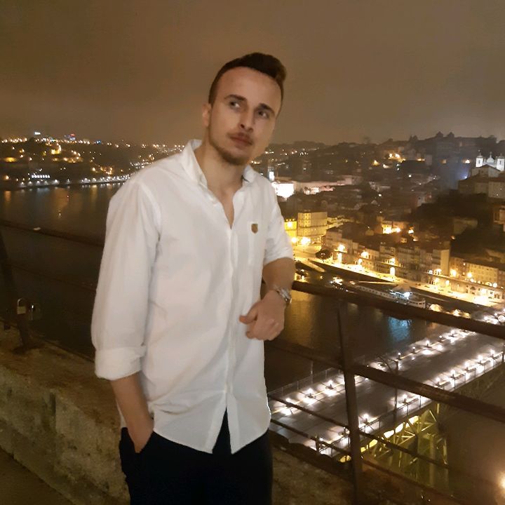 Profile Picture of Michael Reis (@michaelreis6) on Tiktok