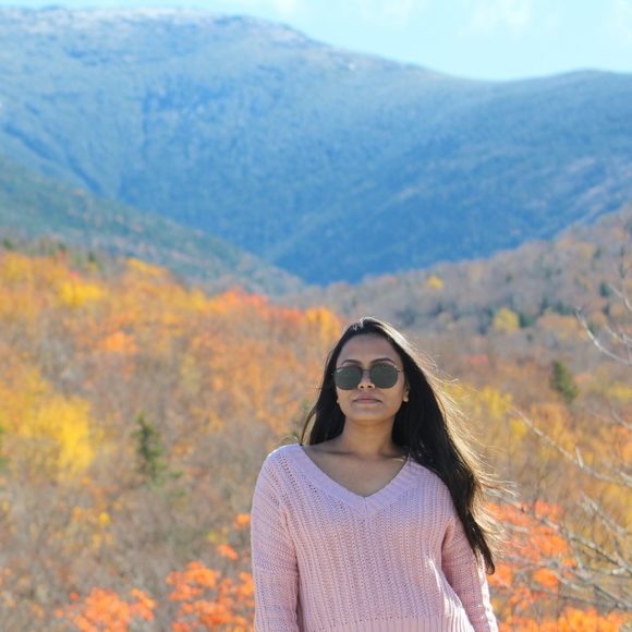 Profile Picture of Mukti Patel (@muktipatel893) on Poshmark