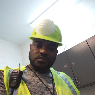 Profile Picture of Andrew Bledsoe (@AndrewBledsoe9) on Twitter