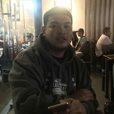 Profile Picture of Ian (@adrian_olivar) on Twitter