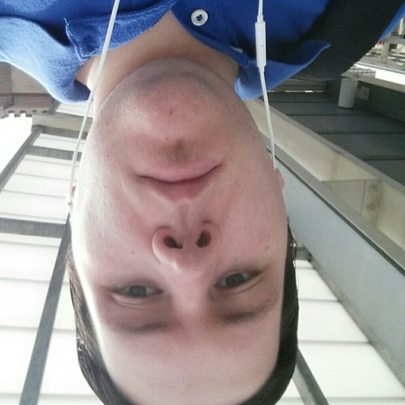 Profile Picture of David Dibartolo (@higherthendave) on Poshmark